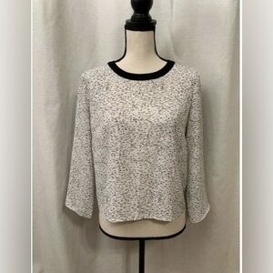 Rose & Olive White and Black Boxy 3/4 Sleeve Blouse